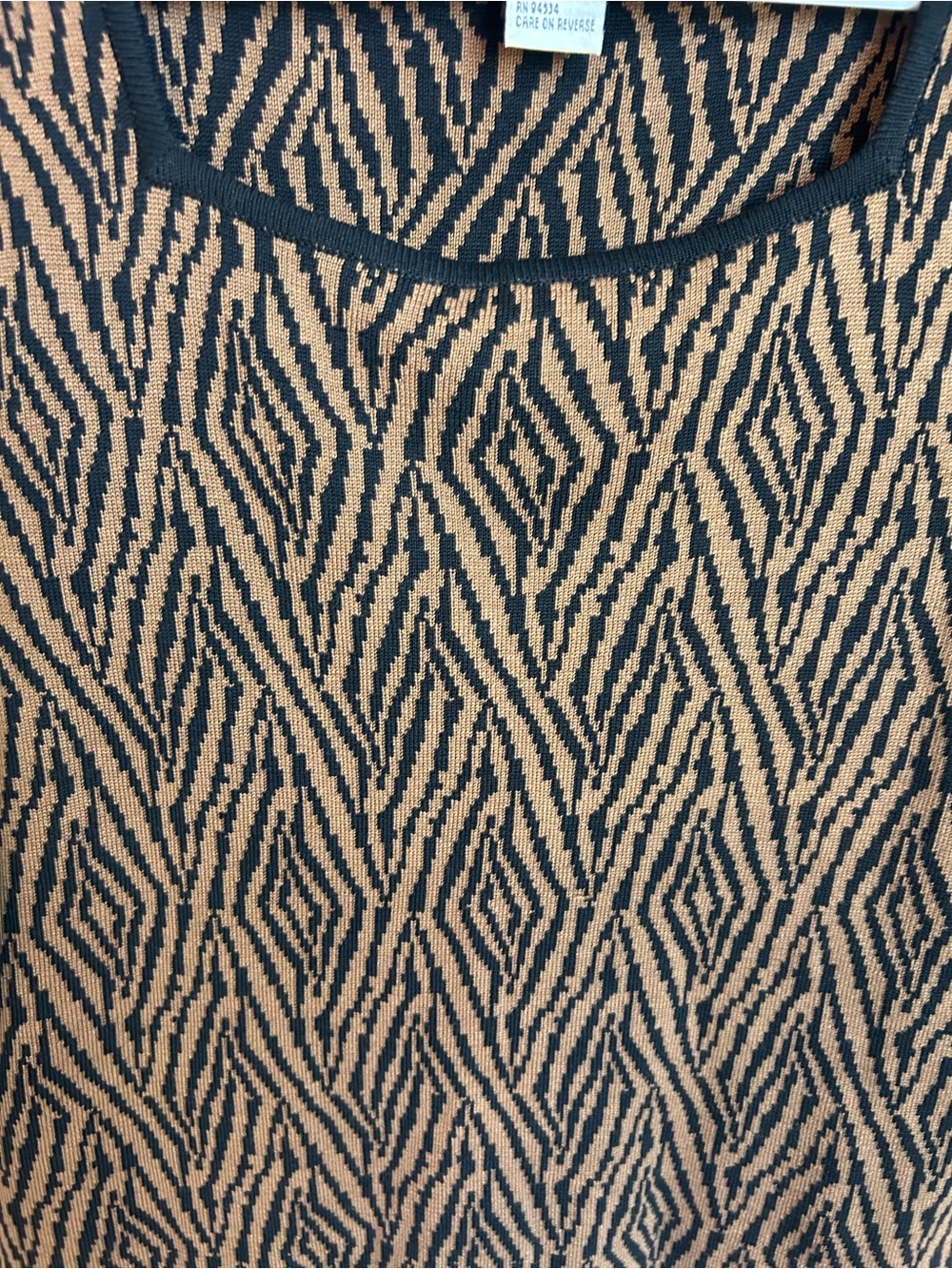 Vintage 90s Gianni Petite 100% Silk Knit Top - Picture 2 of 4